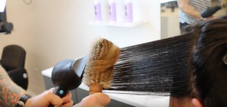 Tips & Tricks Using the B7 Ibiza Hair Brush