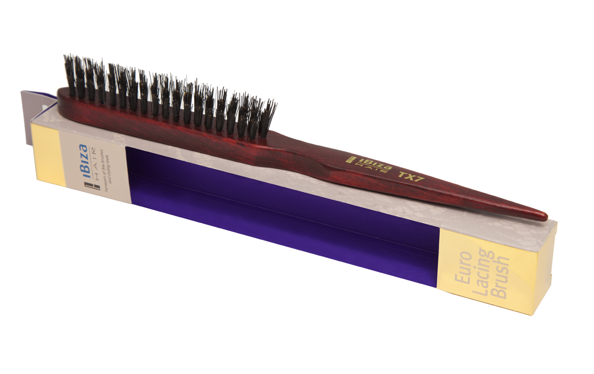 Euro Lacing Brush